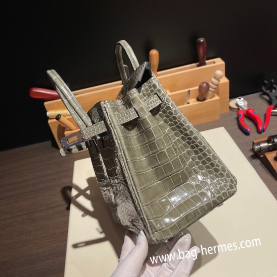 エルメスバーキン 25センチポロサスマットporous Crocodile 81/Gris Tourterelle トゥルティエールグレーシルバー金具 全手縫いbirkin25-002