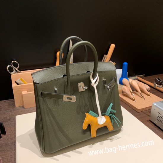 エルメスバーキン 25センチヴォーエプソン Epsom C6 /Vert Gris ヴェールグリスシルバー金具 全手縫いbirkin25-047