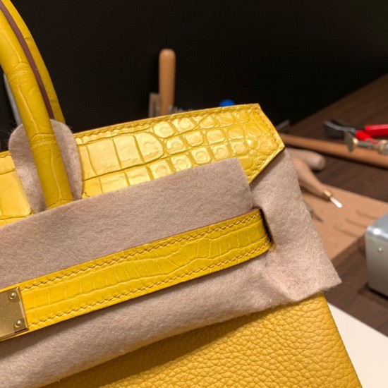 エルメスバーキン 30センチCrocodile& Touch 9D/Jaune Ambre ジョーヌアンブルゴールド金具 birkin30-020 全手縫い