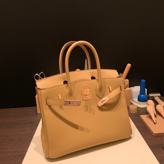 エルメスバーキン 30センチトゴ Togo 4B/Biscuit ビスキュイゴールド金具 birkin30-046 全手縫い