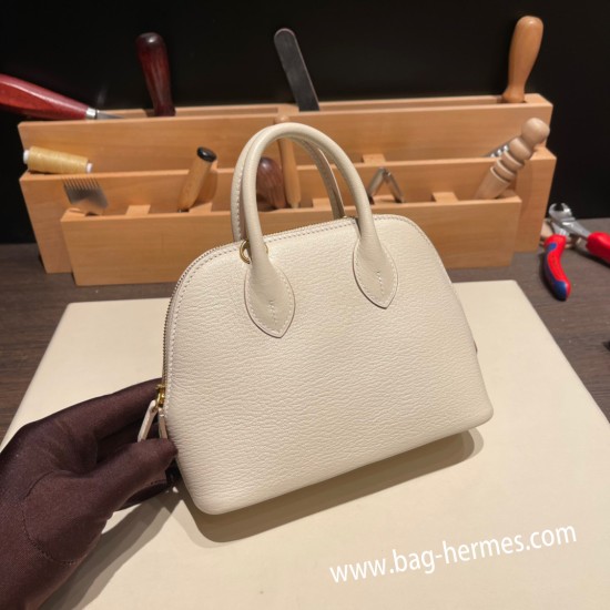 エルメス ボリード ミニ  HERMES Bolide 1923 Miniシェブルミゾル  Chevre クレ10 /Craie   ゴールド金具  bolide-mi018 全手縫い