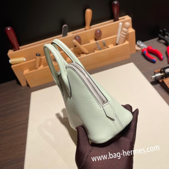 エルメス ボリード ミニ  HERMES Bolide 1923 Miniシェブルミゾル  Chevre ヴェールフィズ 0S vertdeau   シルバー金具  bolide-mi021 全手縫い