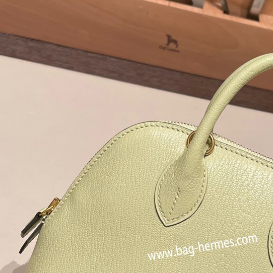 エルメス ボリード ミニ  HERMES Bolide 1923 Miniシェブルミゾル  Chevre モーヴシルベストル R9 /Jaune Bourgeon   ゴールド金具  bolide-mi040 全手縫い