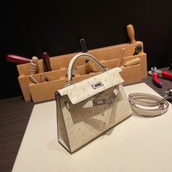 エルメスケリーミニ Kelly bag miniMini Kelly New stock  オーストリッチ ostrich パルシュマン 3C /Parchemin  kellymini-017 全手縫い