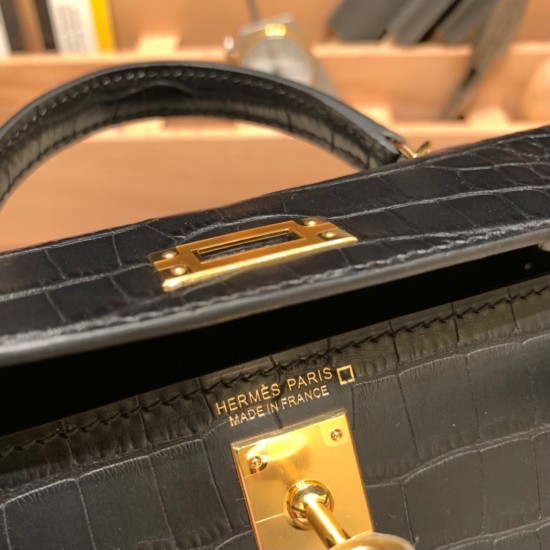 エルメスケリーミニ Kelly bag miniMini Kelly New stock  Alligateor crocodile ブラック 89/ Black (Noir) ゴールド金具 kellymini-107 全手縫い